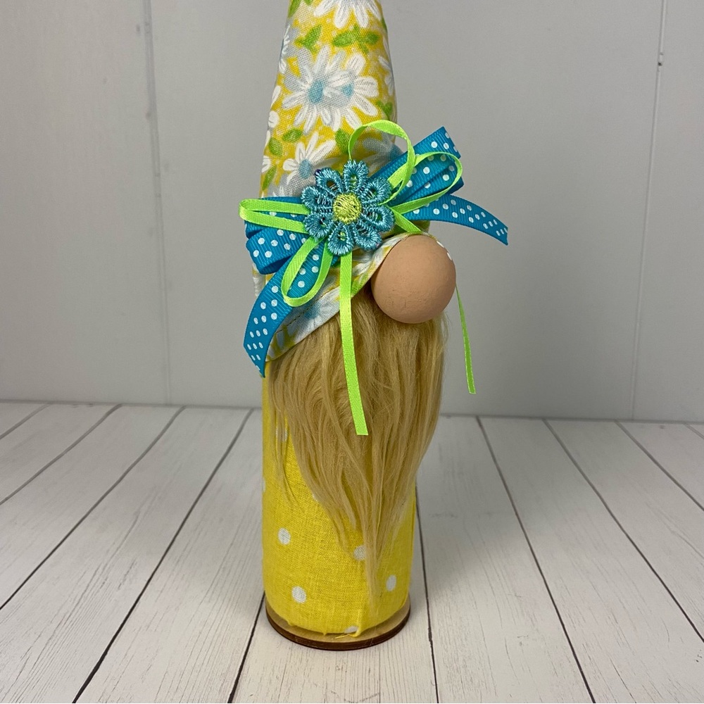 Handmade Gnome Daisy Yellow Polka Dot Fabric Multicolor Bow Tiered Tray Spring - Picture 5 of 11